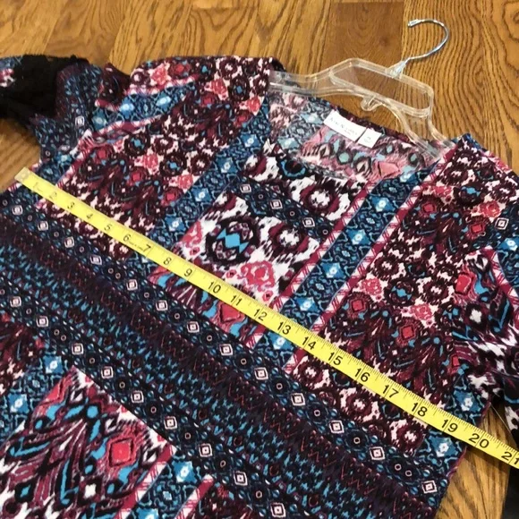 Kim Rogers 3/4 Sleeve Top. New - Picture 9 of 16